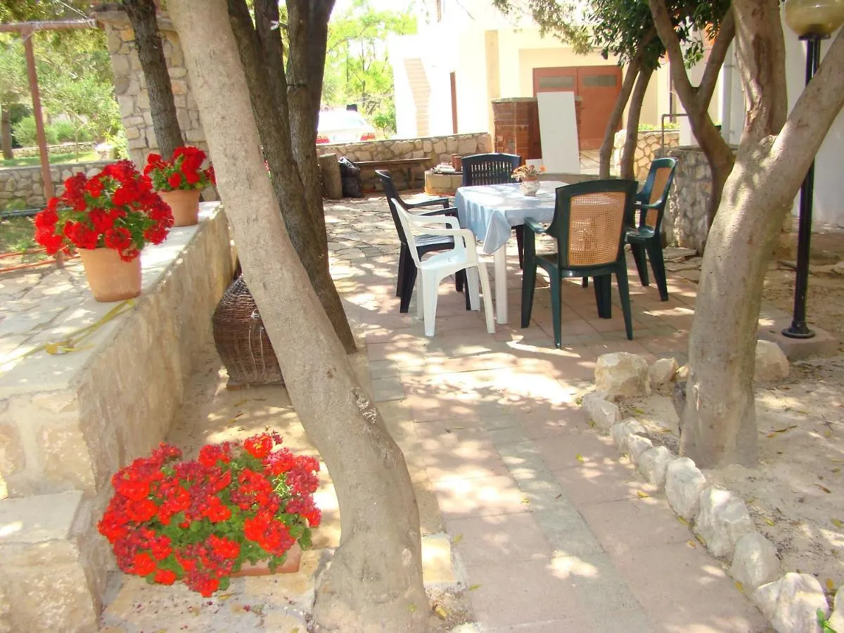 Apartment Pag 13060A باغ كرواتيا
